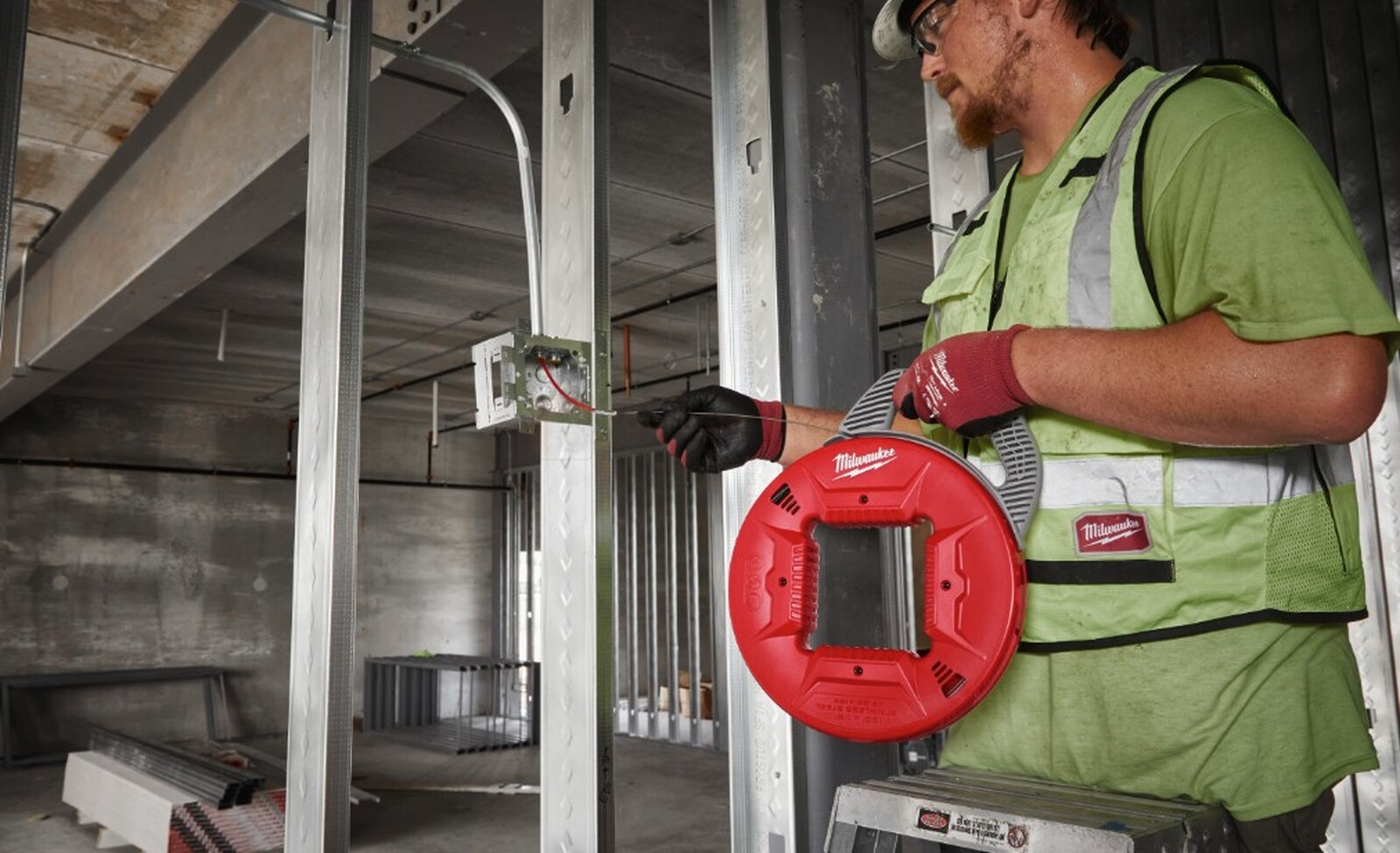 Kaablikerimistross Milwaukee 15 m, terasest 3